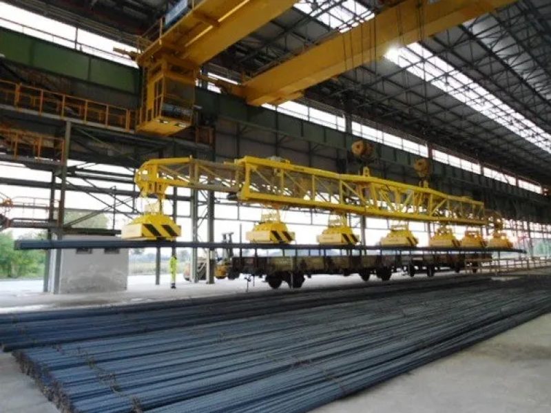 Elettromagneti per sollevamento faschi rotoli prodotti siderurgici