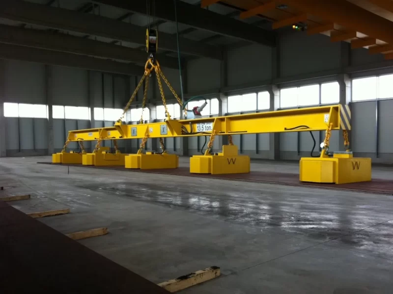 Elettromagneti-ed-elettro-permanenti-per-sollevamento-magnetico