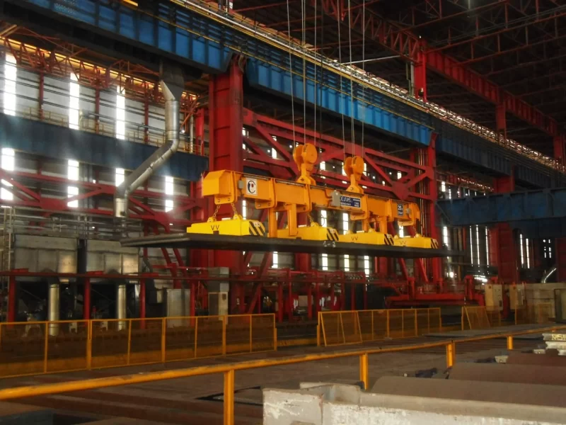 Elettromagneti-ed-elettro-permanenti-per-sollevamento-magnetico