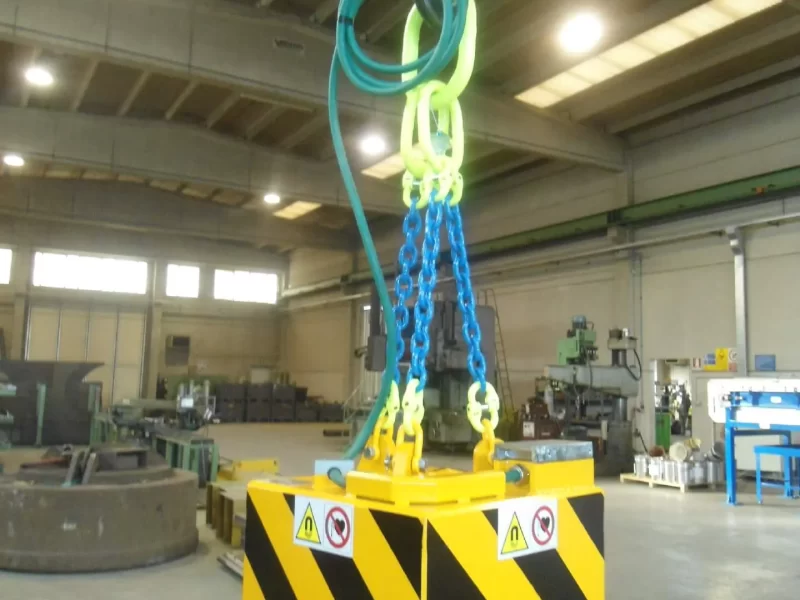 Elettromagneti-ed-elettro-permanenti-per-sollevamento-magnetico